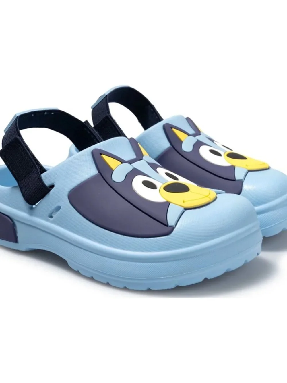 Disney shoe closure